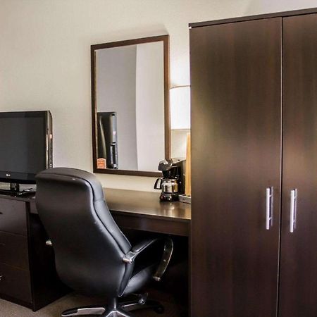 Sleep Inn Geistown Ngoại thất bức ảnh