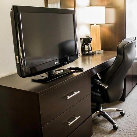 Sleep Inn Geistown Ngoại thất bức ảnh