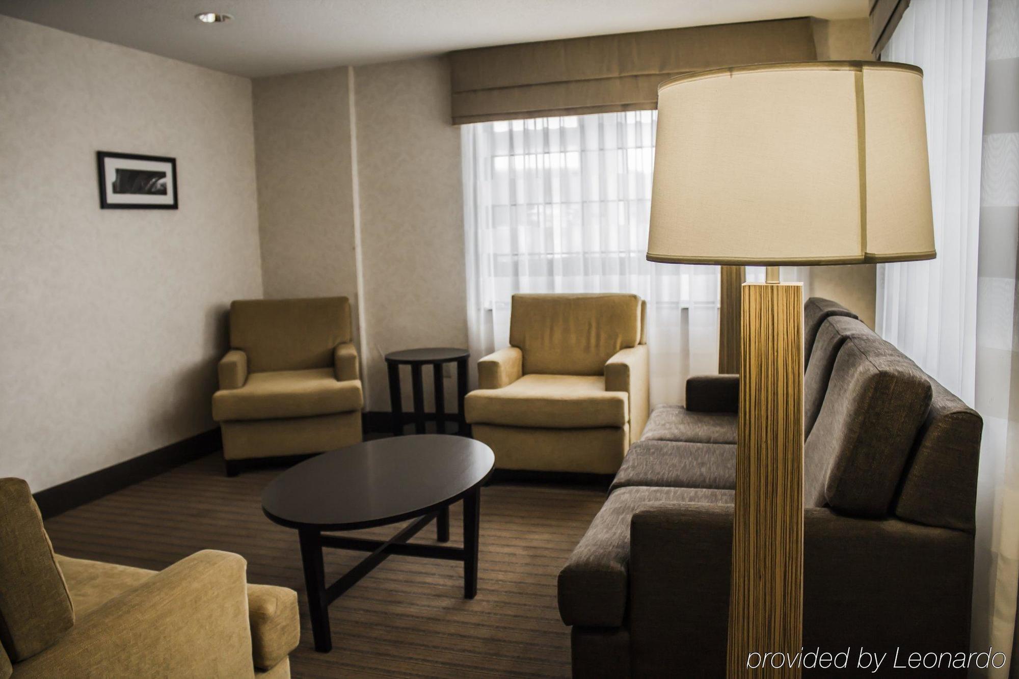 Sleep Inn Geistown Ngoại thất bức ảnh